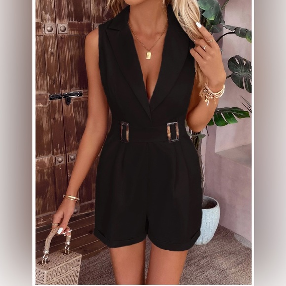 Black French Lapel Neck Romper With Pockets - Picture 2 of 6